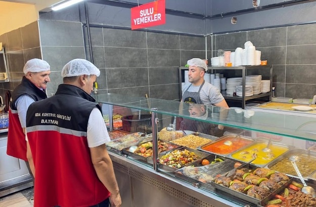 Gıda satılan yerler sıkı denetim altında