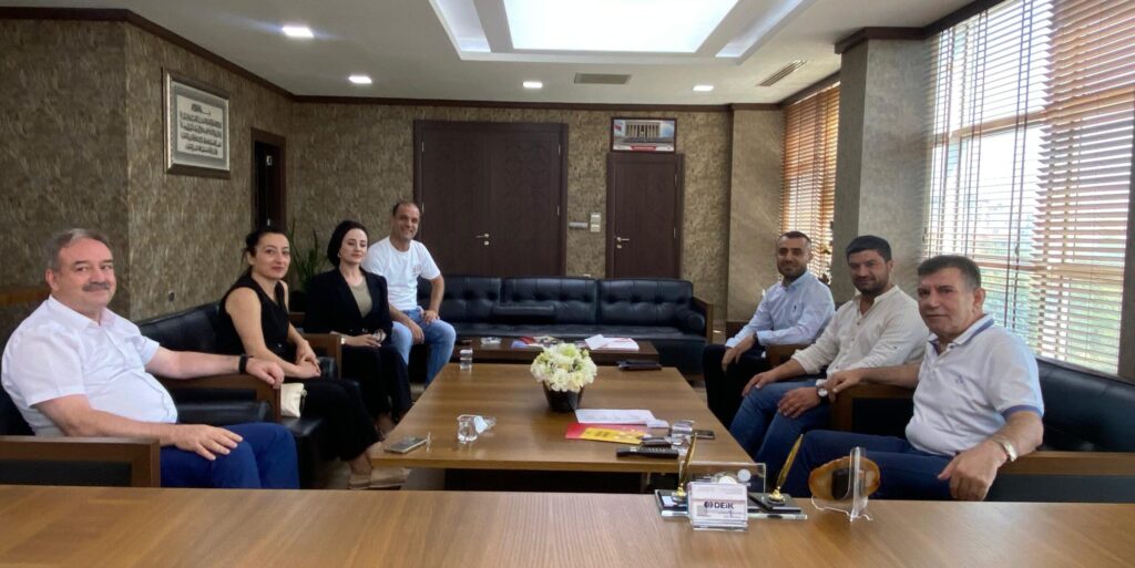 ‘Aile içi iletişim’i istişare ettiler