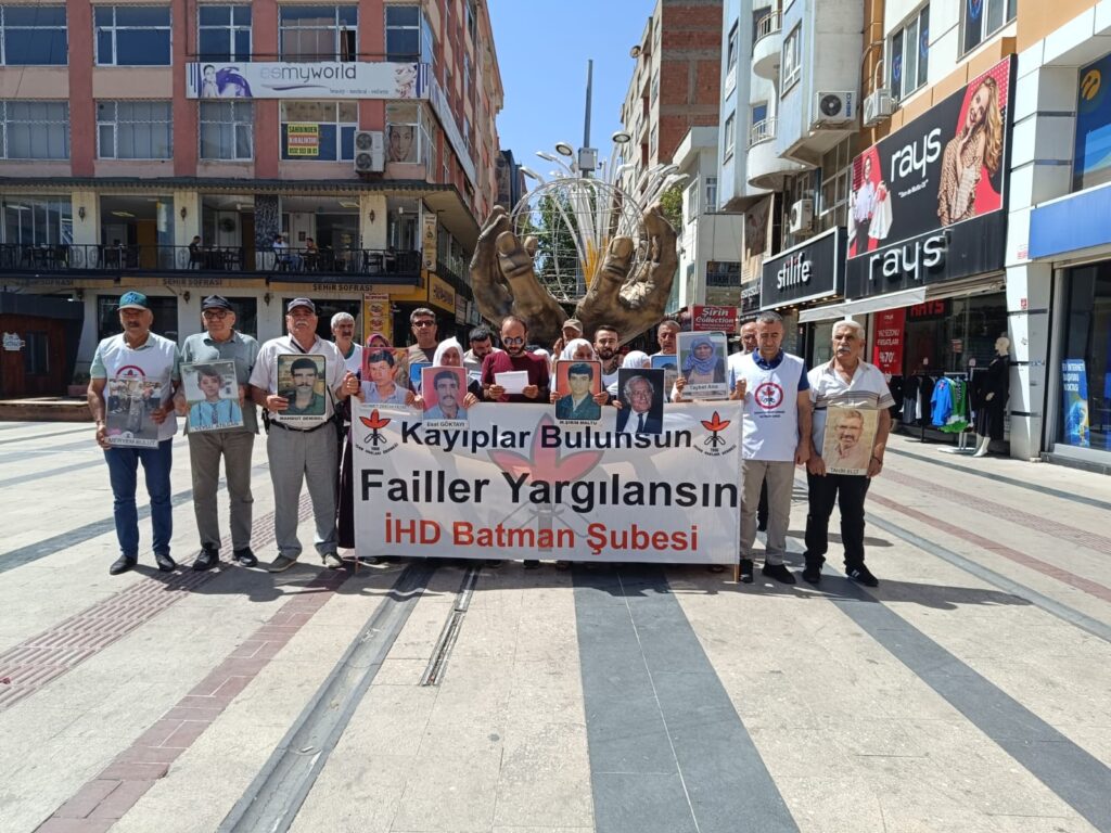 Kayıp yakınları Demir’i sordular
