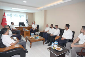 VALİ CANALP, MÜSİAD’I ZİYARET ETTİ