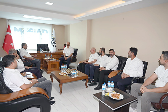 VALİ CANALP, MÜSİAD’I ZİYARET ETTİ
