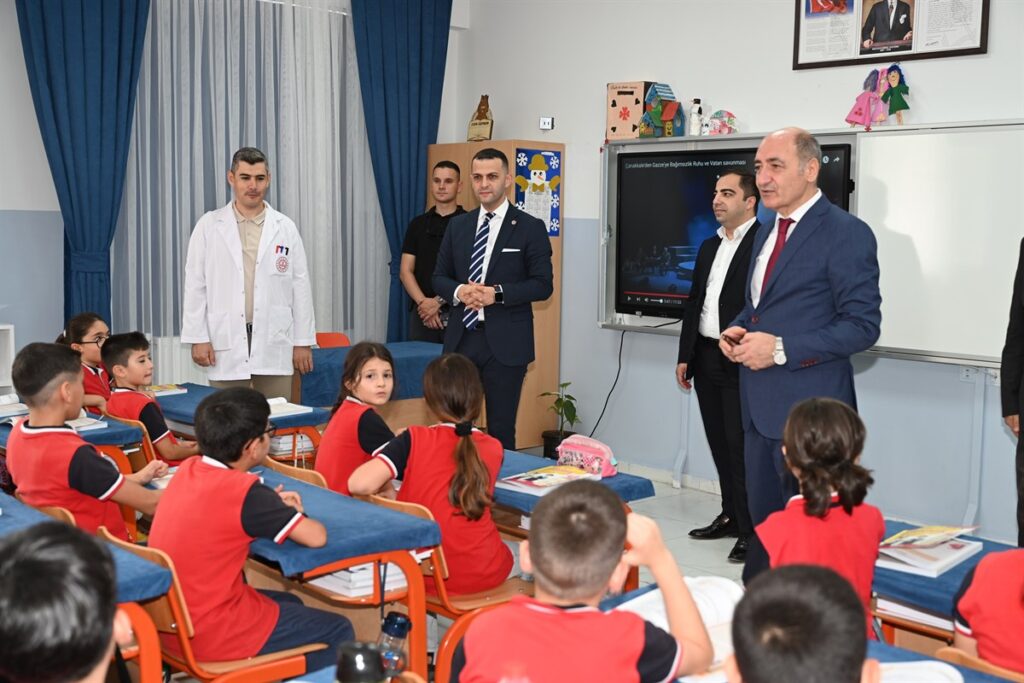 172 Bin öğrenci ders başı yaptı