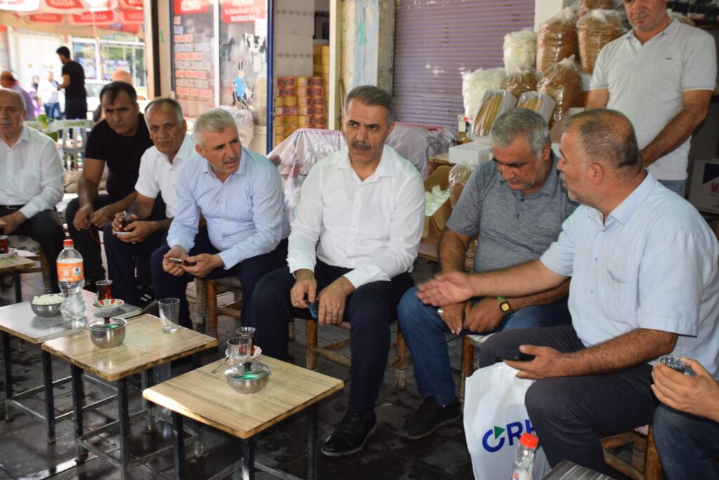 Esnaf ziyaretlerine devam ediyor