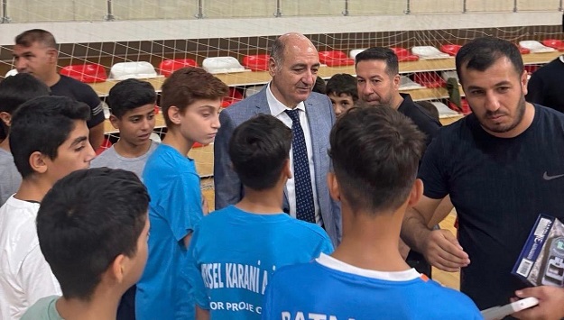 Kurtaran spor ortaokulu öğrencilerini ziyaret etti