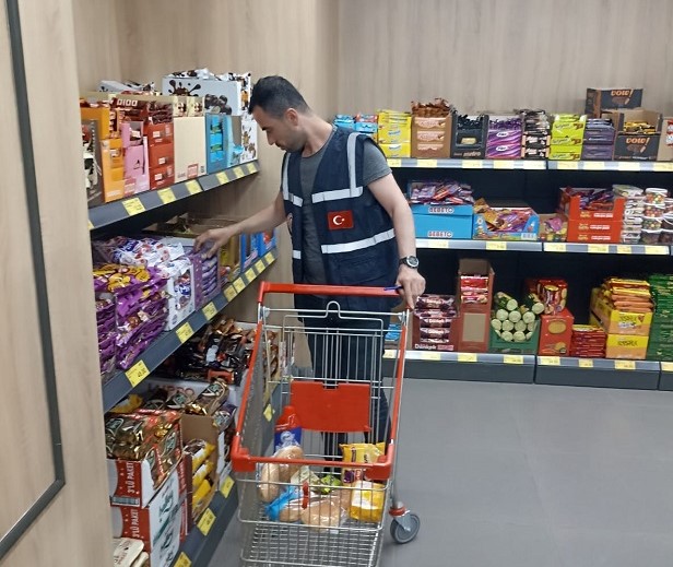 MARKETLERDE DENETİM YAPILDI