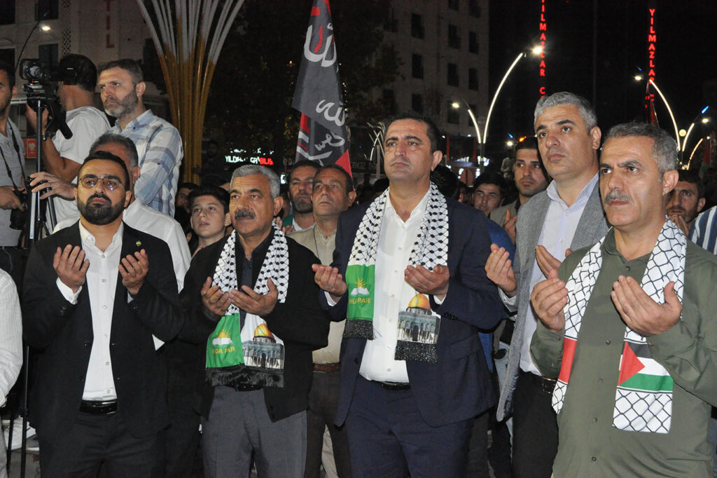 On binler ‘Aksa Tufanı’nı selamladı