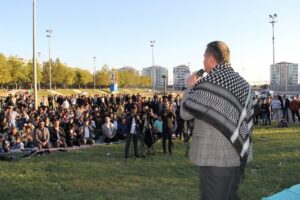 “BUGÜN GAZZE İÇİN VE TÜM MAZLUMLAR İÇİN İÇİMİZ YANIYOR”