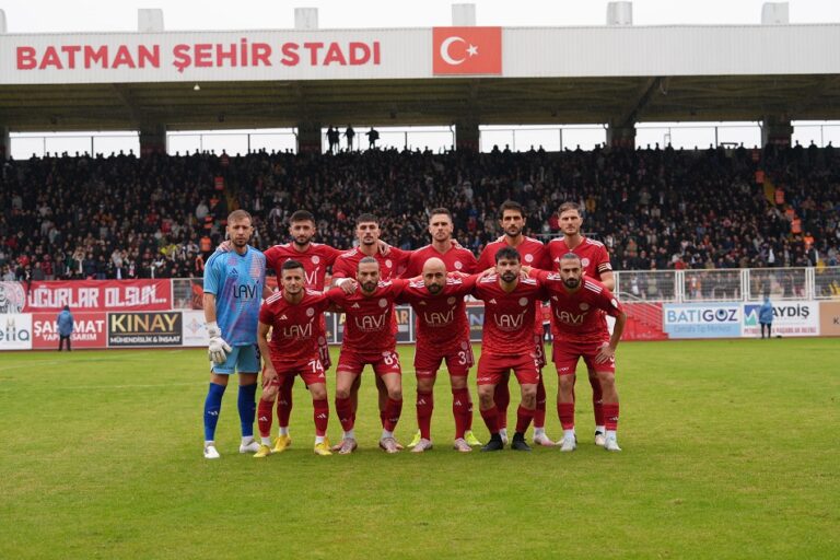 PETROLSPOR KENDİNE YAŞIKIŞANI YAPTI; 2-1