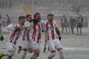 Deplasman fobisini yıktılar: 1-2