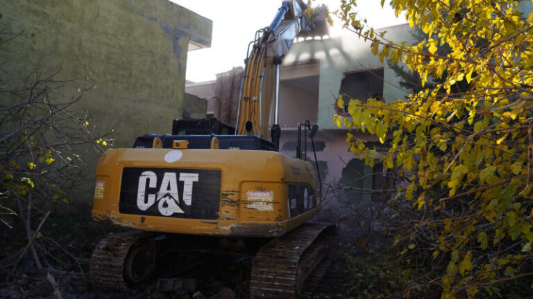 Kentsel dönüşüm yıkımlarına başladı