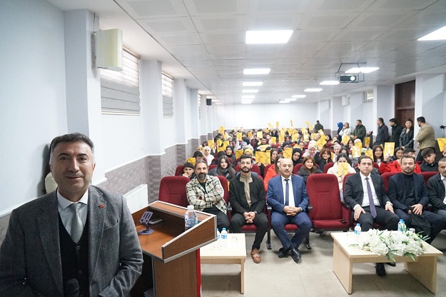 REKTÖR DEMİR BU KEZ SASON ANADOLU LİSESİNDEYDİ