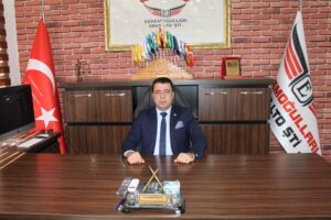 ESAT EKREMOĞLU ÖĞRETMENLER GÜNÜNÜ KUTLADI