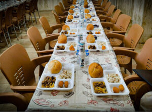 KAYYUM’UN İLK İCRAATI TAZİYE YEMEĞİ OLDU