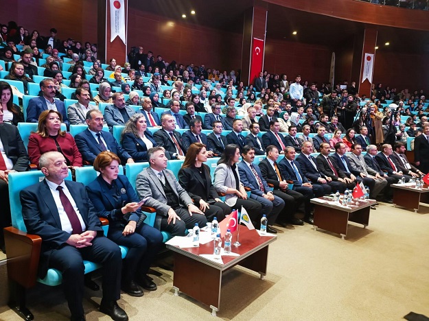 BATMAN ÜNİVERSİTESİNDEN GÜNEYDOĞU KARİYER FUARI’NA KATILIM