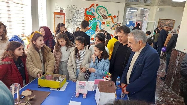 ÖĞRENCİLER HAYALLERİNDEKİ ARACI TASARLADI…