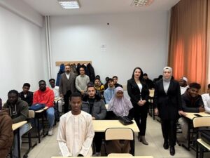 DİL ÖĞRETİMİ UYGULAMA VE ARAŞTIRMA MERKEZİNDE DİL EĞİTİMİ VERİLİYOR