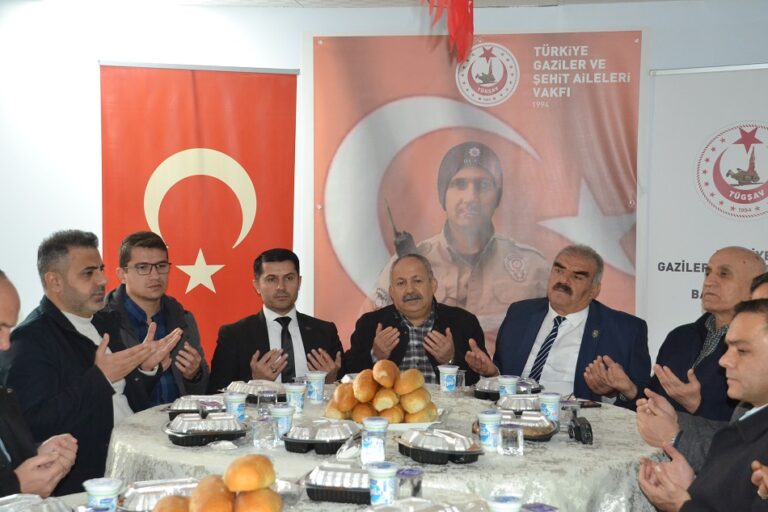 Şehit bekçi Kanat anıldı