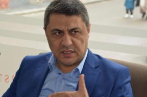 “Halk açlıkla sınanmamalı”