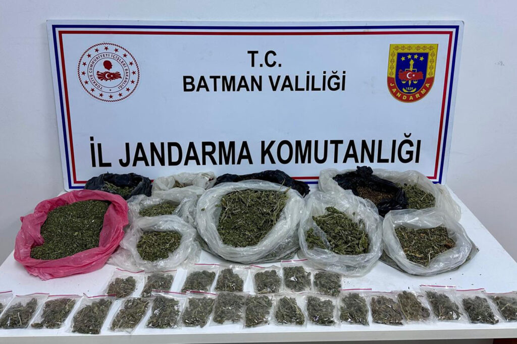 6 Kilo Kubar Esrar Yakalandı