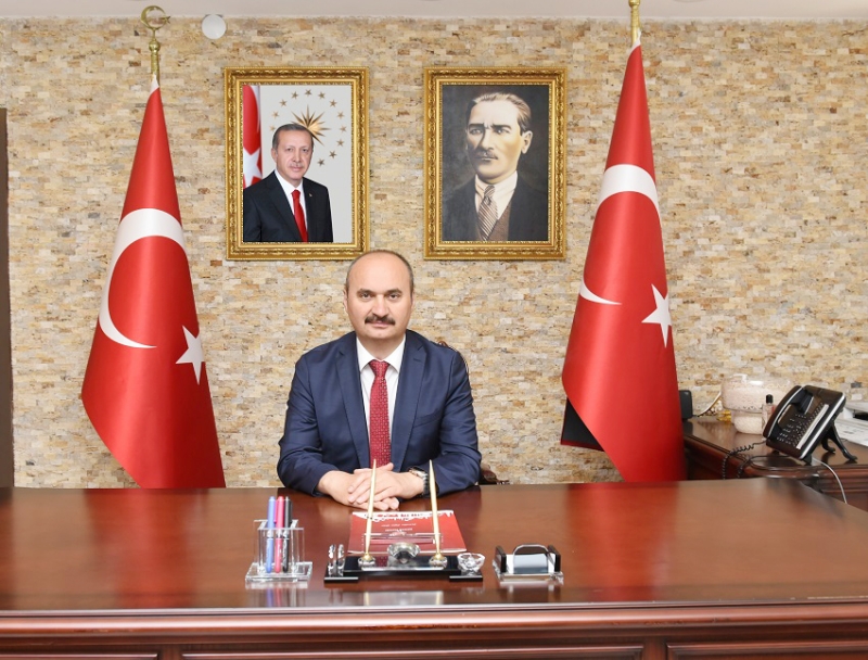 Vali Ekrem Canalp’ten Yeni Yıl Mesajı