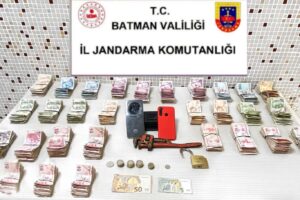 Batman’da Türbeden Hırsızlık: 4 Kişi Yakalandı