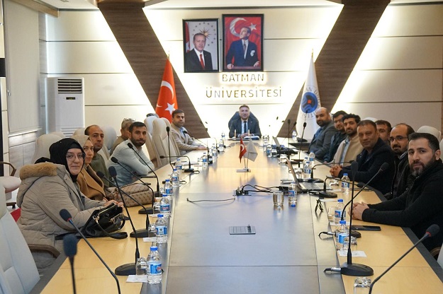 REKTÖR DEMİR, ÖĞRETİM ELEMANLARIYLA BİR ARAYA GELDİ…