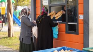 7 BİN 779 AİLE ÜCRETSİZ EKMEKTEN FAYDALANIYOR