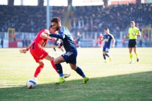 EVİMİZDE İLK PUAN KAYBI VE LİGTE İLK BERABERLİK; 1-1