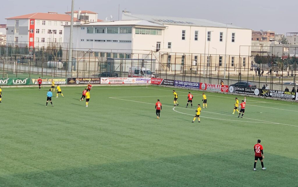 AMATÖR LİGTE İLK DEVRE BİTİYOR…