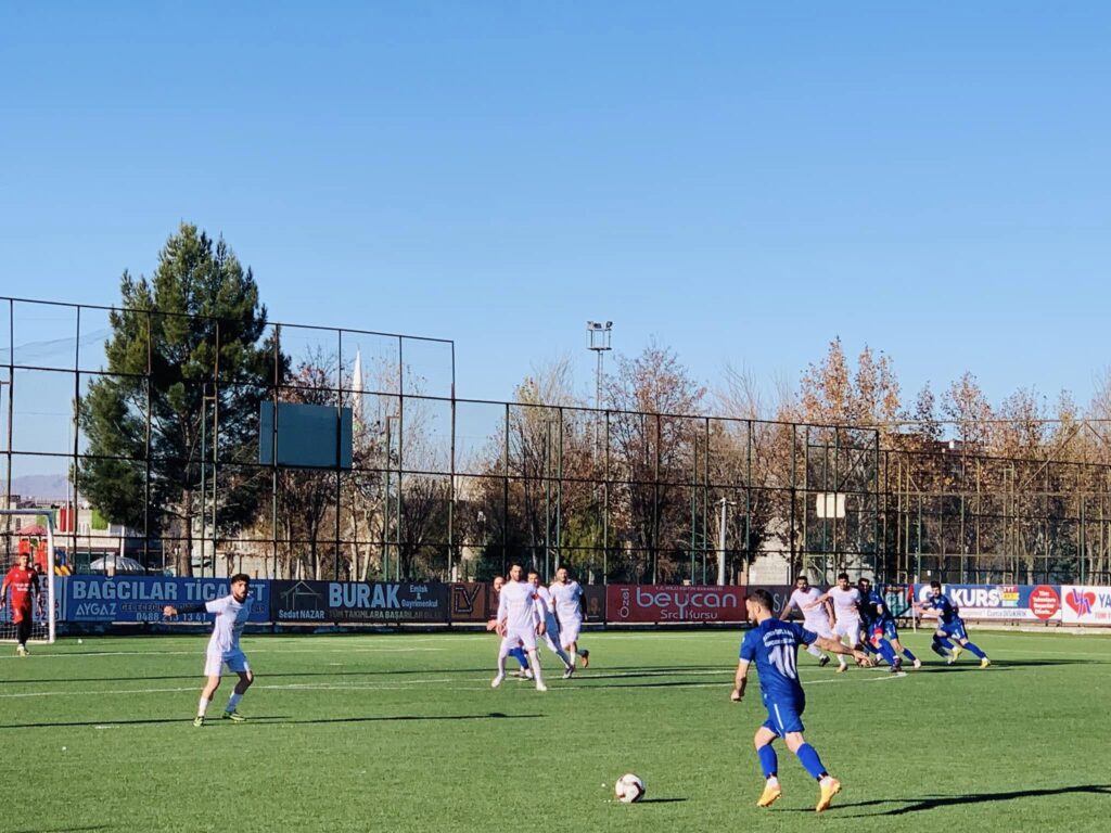 AMATÖR LİGİ FIRTINASI DEVAM EDİYOR