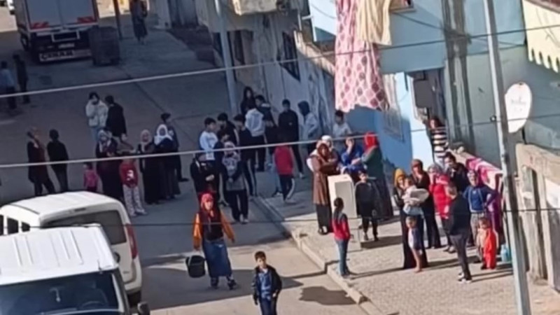 Balkondan düşen kadın hayatını kaybetti