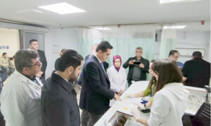 HASTANELERE GEÇMİŞ OLSUN ZİYARETİ