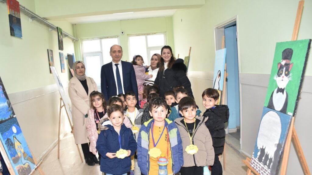 “Herkes İçin Sanat” Resim Sergisi