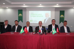 “Kürt meselesinin çözümü hiçbir şarta bağlanmamalı”