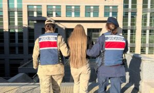 UYUŞTURUCU CEZASI OLAN ŞAHIS YAKALANDI