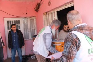 Umut Kervanı, 300 aileye yardımda bulundu
