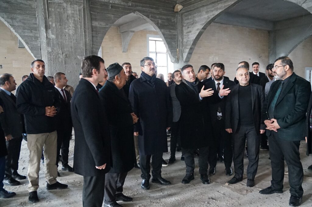 Üniversite camisini ziyaret ettiler