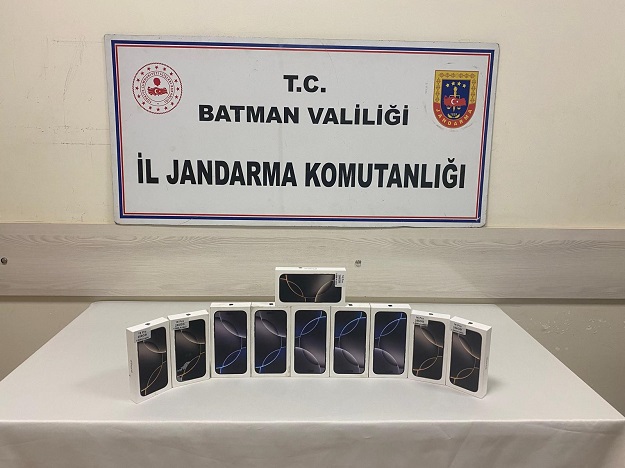 10 ADET KAÇAK CEP TELEFONA EL KONULDU….