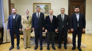 AK PARTİ HEYETİNDEN ÖNEMLİ ZİYARET