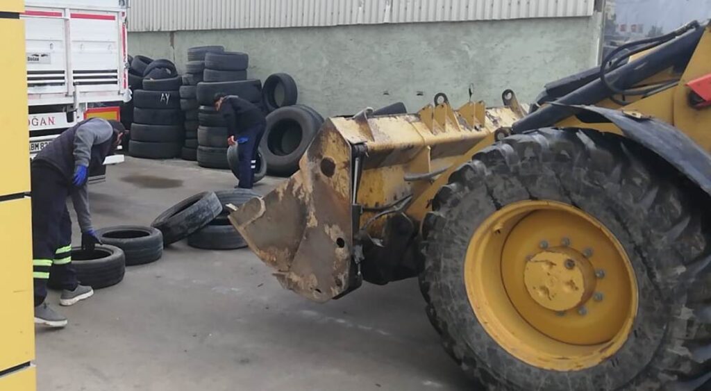 1 AYDA 130 TON LASTİK GERİ DÖNÜŞÜME KAZANDIRILDI