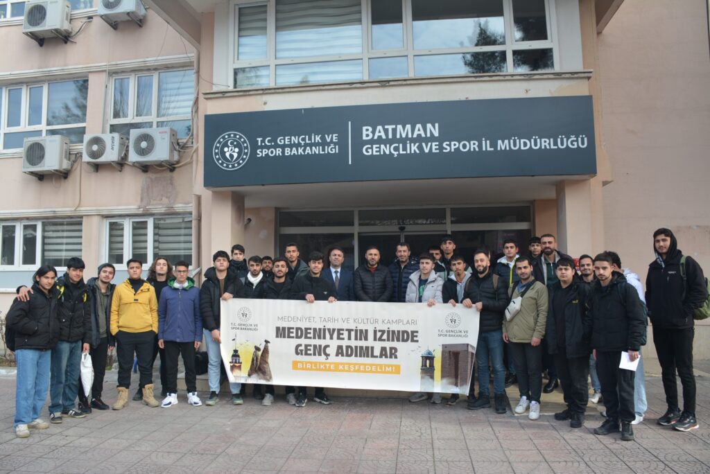 40 GENCİMİZİ AHLAT KAMPINA UĞURLADIK