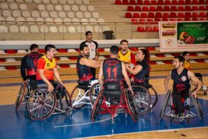 Batmanlı Basketbolcular, Van’ı Rahat Geçti