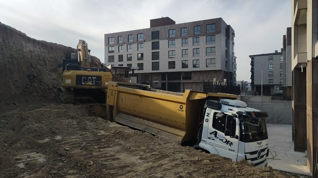 90 GÜNDE 30 KM UZUNLUĞUNDA 36 YENİ YOL AÇTIK