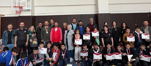 SATRANÇIN KÜÇÜK ŞAMPİYONLARI BELİ OLDU