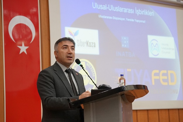 ÜNİVERSİTEDE BATUCAMPUS MOBİL UYGULAMASININ LANSMANI YAPILDI
