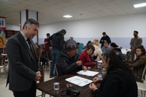 ÜNİVERSİTEDE ENGELSİZ BİREYLERE TAKI TASARIMI ATÖLYE ETKİNLİĞİ