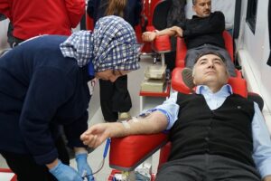 BATMAN ÜNİVERSİTESİNDEN KAN BAĞIŞI KAMPANYASI