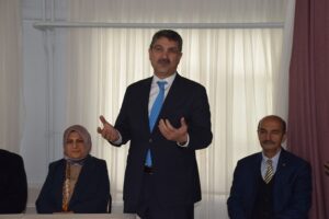 “BİNALARA DEĞERİ İNSAN KAZANDIRIR”