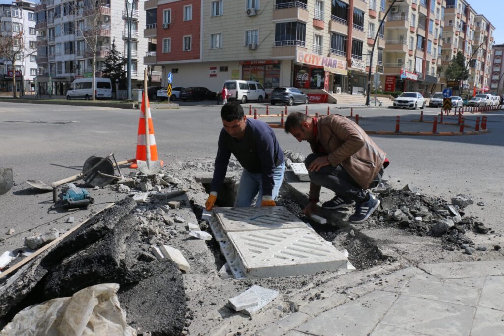 Deforme yerler onarılıyor