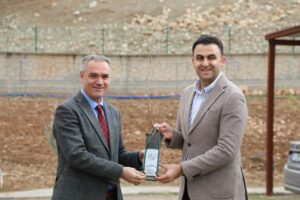 Hasankeyf’te bıttım fidanı dağıtıldı